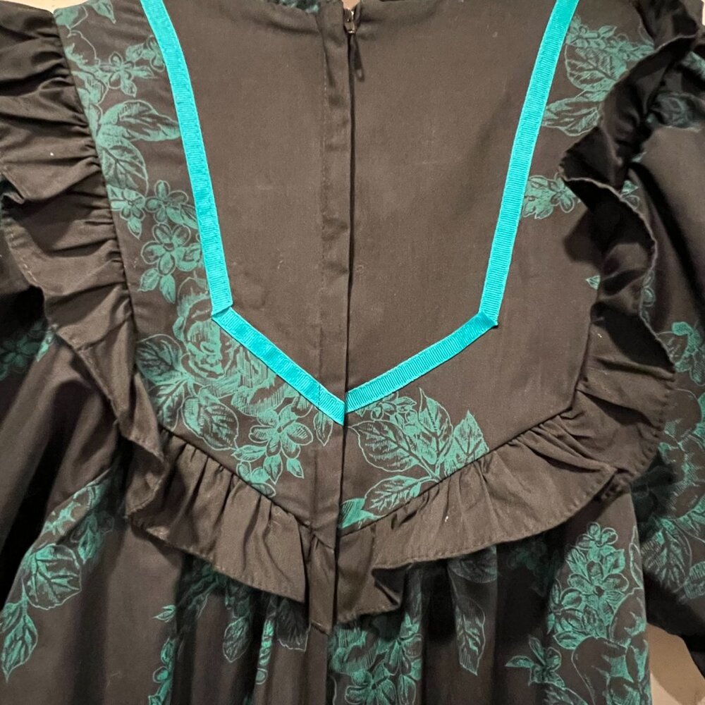 Carol Bennett for Liberty House Vtg Prairie Maxi Dress, Floral Black Green, S/M - Picture 7 of 10